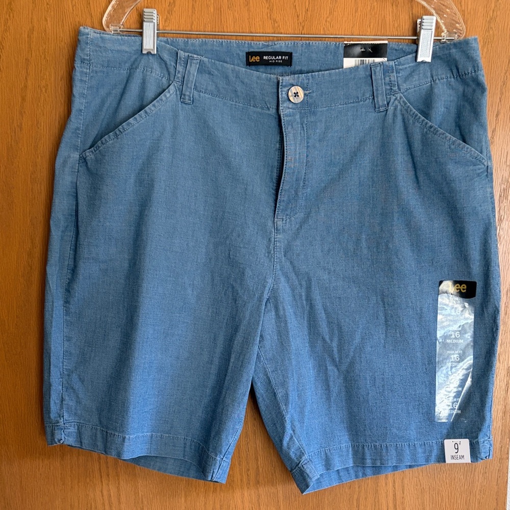 Lee womens Light Blue Flat Front Shorts